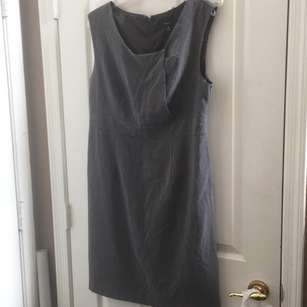 FINAL MARKDOWN CLASSIC mossimo dress 14